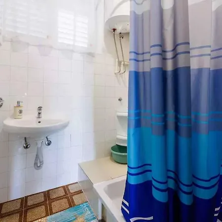 In 45900 Apartament *